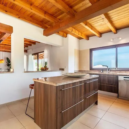 Can Sonrisa - Peaceful And Private With Sea-view And Sport Courts Villa *