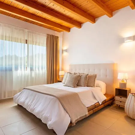 Can Sonrisa - Peaceful And Private With Sea-view And Sport Courts * Santa Eulària des Riu