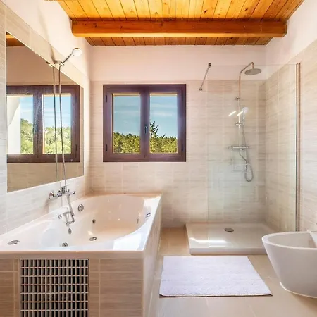 Can Sonrisa - Peaceful And Private With Sea-view And Sport Courts Villa *