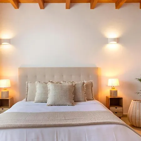 Villa Can Sonrisa - Peaceful And Private With Sea-view And Sport Courts *