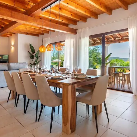Can Sonrisa - Peaceful And Private With Sea-view And Sport Courts * Santa Eulària des Riu