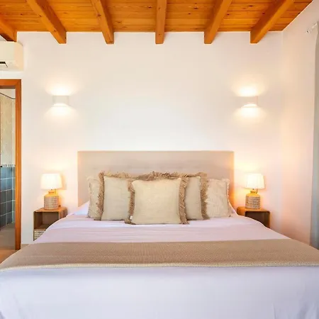 Villa Can Sonrisa - Peaceful And Private With Sea-view And Sport Courts Santa Eularia des Riu
