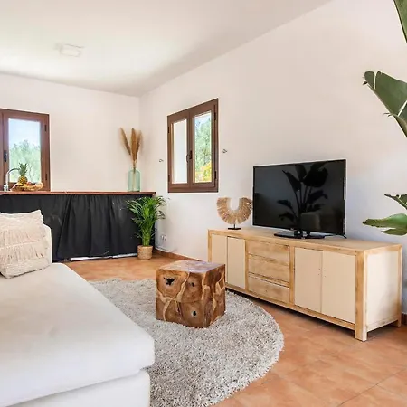 Can Sonrisa - Peaceful And Private With Sea-view And Sport Courts * Santa Eulària des Riu
